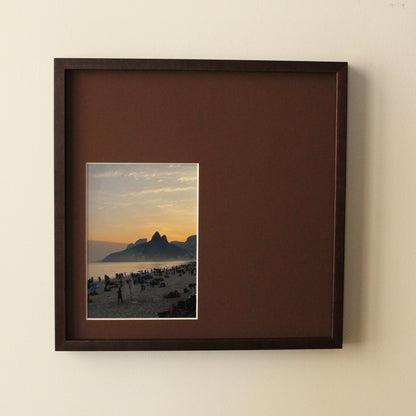 30x30 photo frame (off-center)