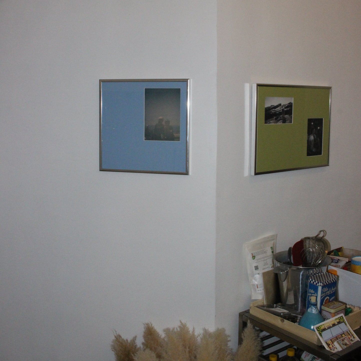 30x30 photo frame (off-center)